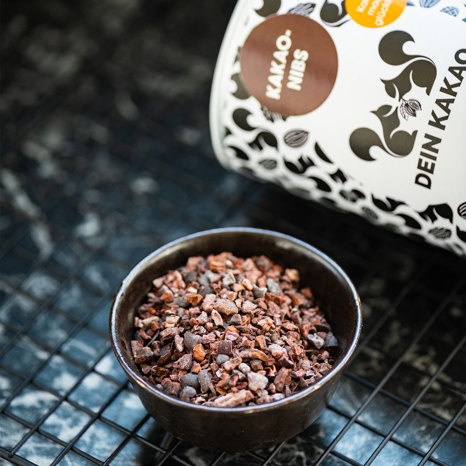dein-kakao-elements-bio-kakaonibs-8x250-g-zuckerfrei-vegan image 2