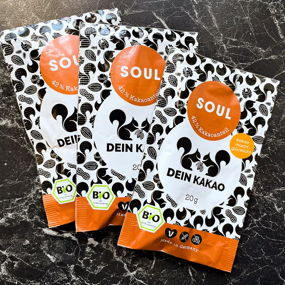 dein-kakao-soul-schokoladenpulver-400g-20er-box-mit-heilpilzen image 1